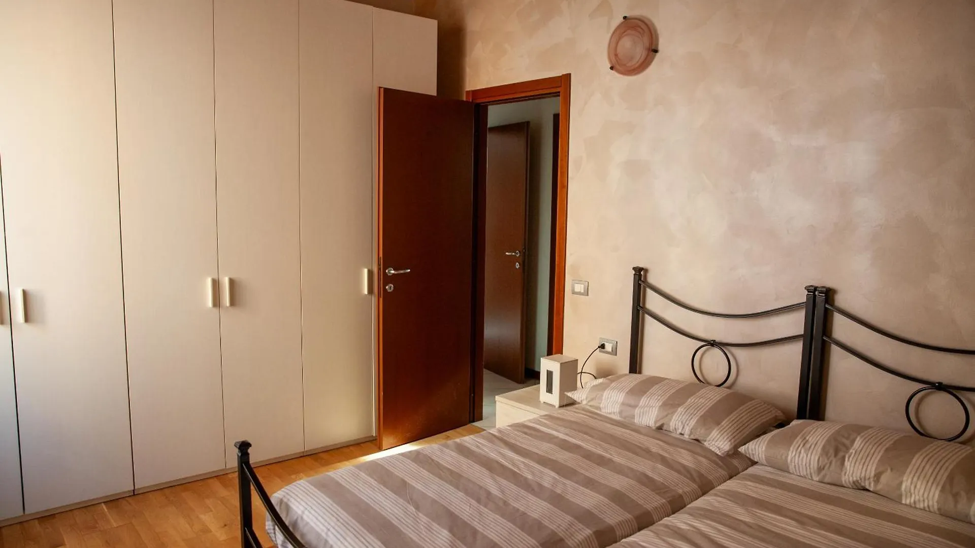 La Corte Salesiana - Guest House - Piano Terra Alzano Lombardo Italy
